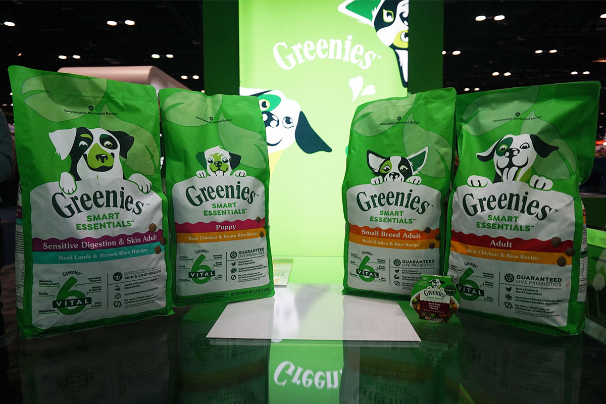 GREENIES SMART ESSENTIALS for dogs